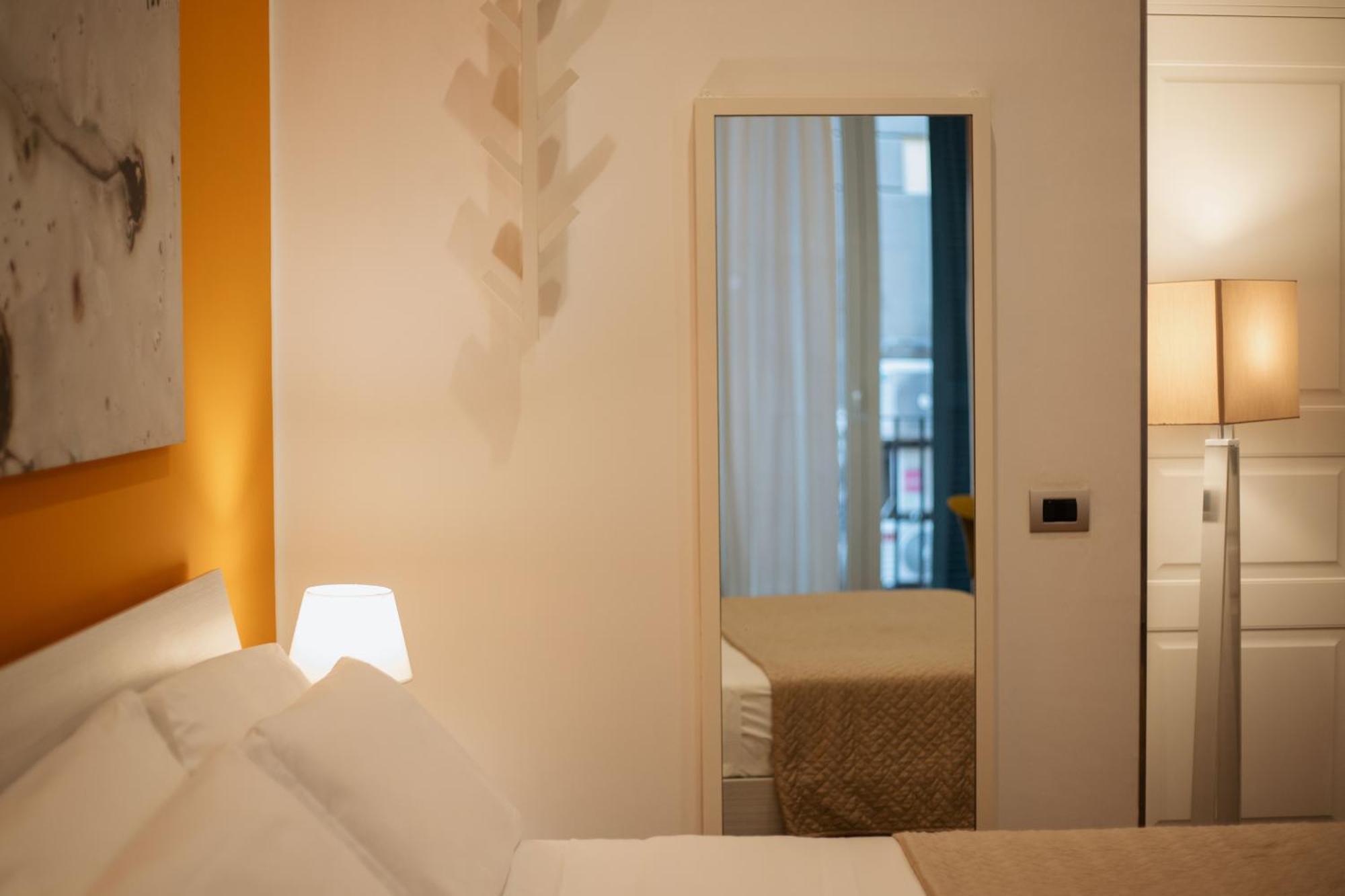 Hello Chiaia Napoli By Progecta Srl Leilighet Eksteriør bilde